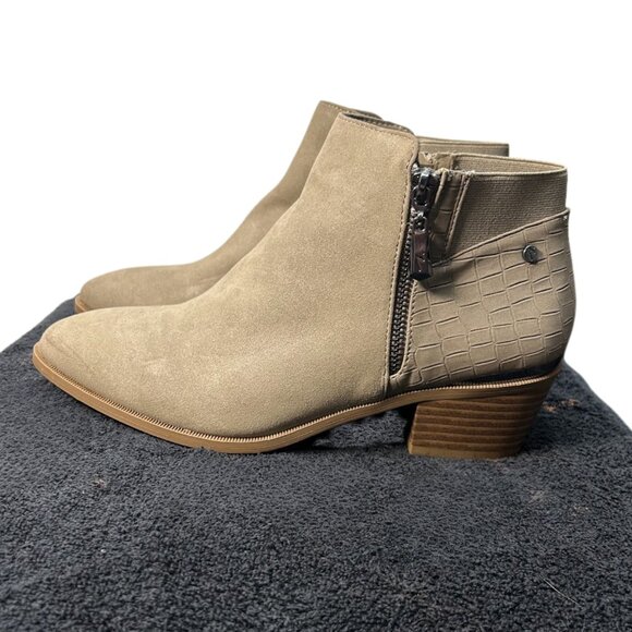 SIMPLY VERA - TAN SUEDE ANKLE BOOTS - Picture 1 of 7